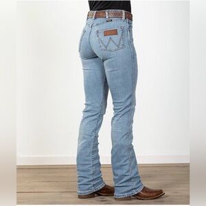 Wrangler Retro Premium in Germaine Slim Bootcut Jeans 27x30 - DISCONTINUED